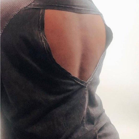 (NWT) Mineral Wash Fishnet Mesh Sleeve Top - Picture 7 of 9